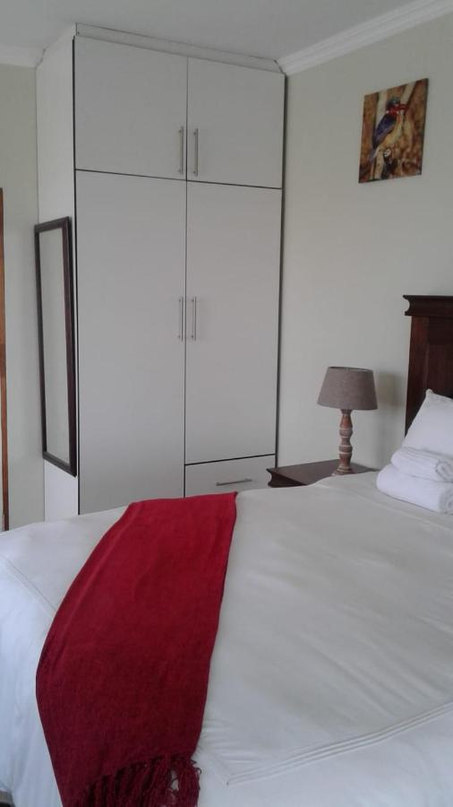 Vinolux Guest House Umtata Eksteriør bilde