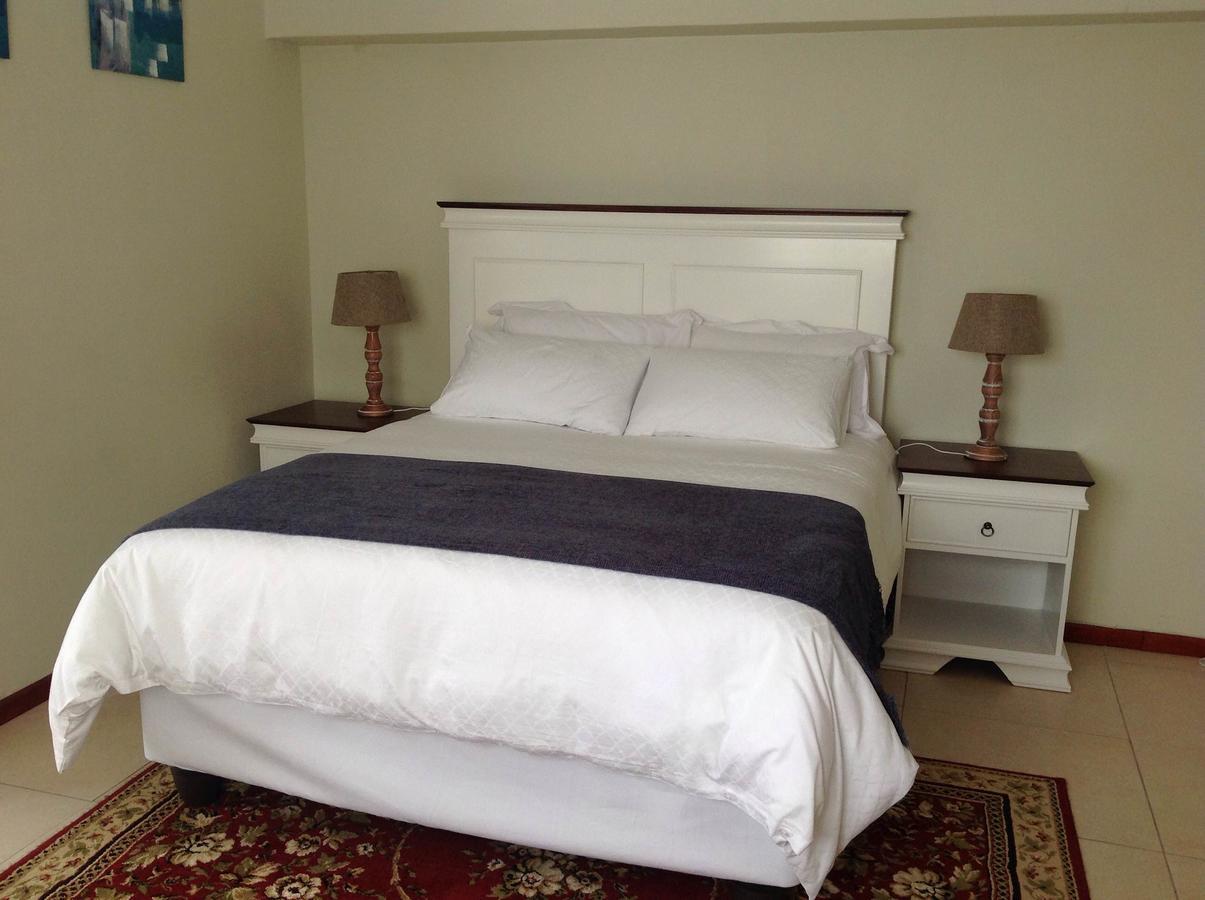 Vinolux Guest House Umtata Eksteriør bilde